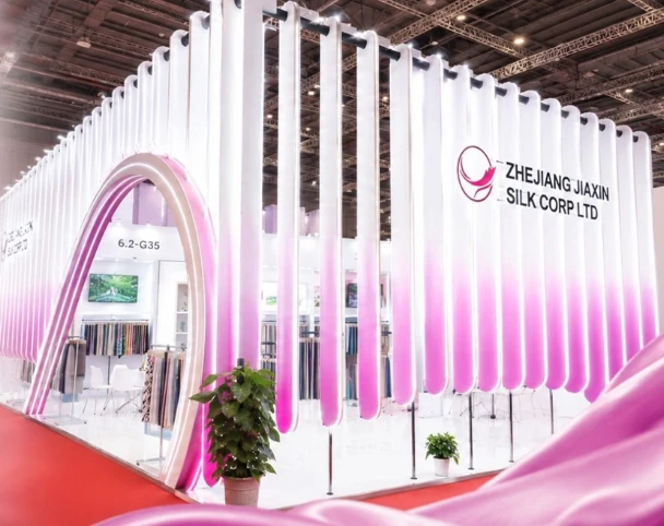 ZHEJIANG JIAXIN SILK présentera des tissus de soie et d'habillement haut de g...